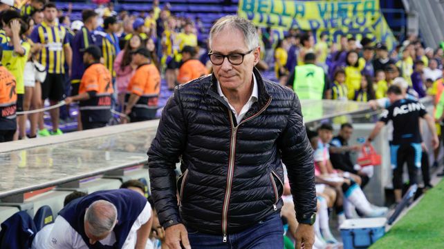 Ariel Holan tuvo un paso por el fútbol ecuatoriano. Dirigió a Barcelona de Guayaquil.