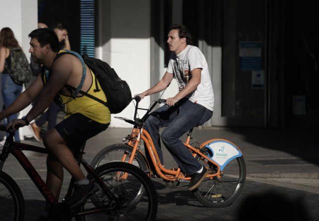 El tiempo en Rosario: baja un poco la temperatura pero sigue el calor