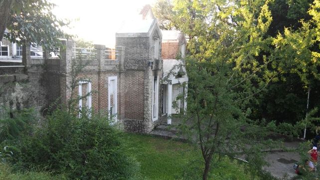 Valiosas pérdidas tras incendio en el centro cultural Gloria Montoya