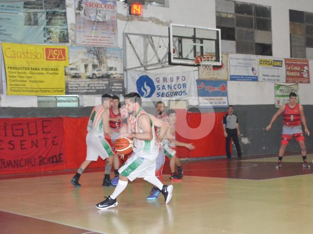 Rivadavia A y Alma lideran el Oficial Raúl Candioti