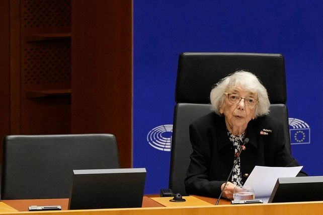 Holocaust survivor Margot Friedlander addresses the plenary chamber at the European Parliament in Brussels