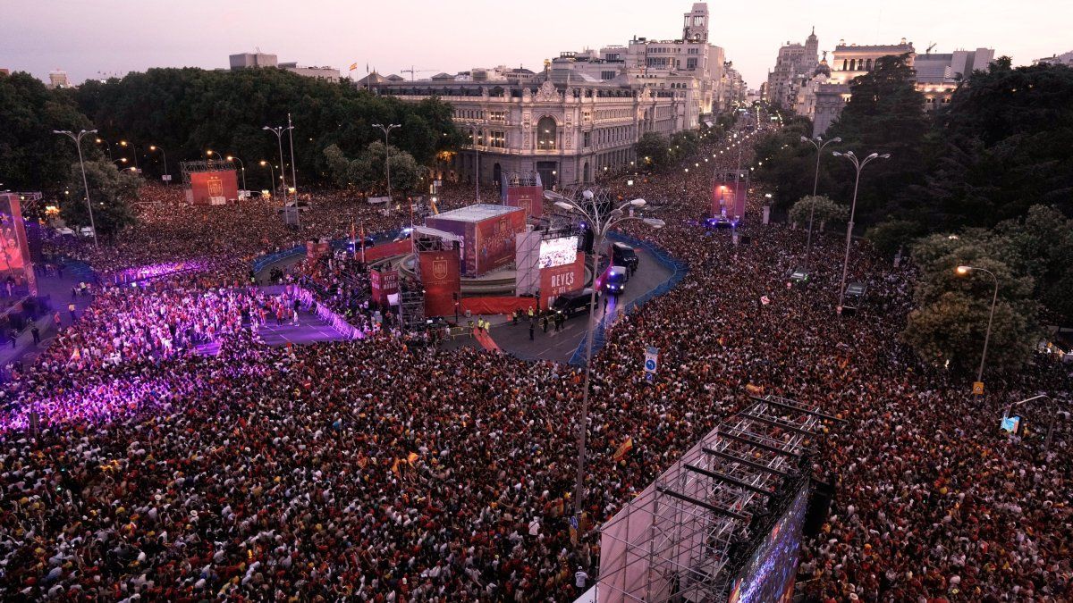 España celebró el título mundial ante una multitud en Madrid