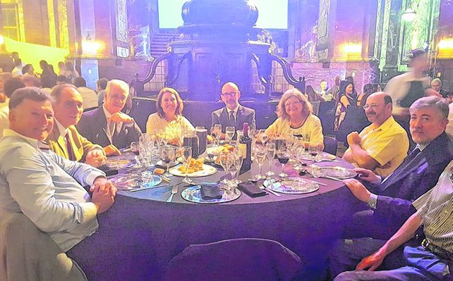 Confirman 104 intoxicados en la cena aniversario de la Universidad Nacional de Rosario
