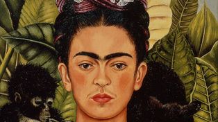 Frida Kahlo es una de las artistas más recordadas de la historia por su arte, lucha y defensa del feminismo.