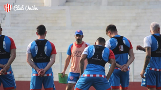 Unión: del histórico planteo 4-4-2 al audaz 4-3-3