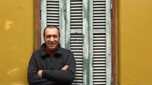 El director y dramaturgo Rody Bertol estrenó su obra número cuarenta, Crepuscular, como una luz en primavera