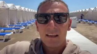 Es rosarino, dueño de un balneario, y se hizo viral por pedir que lleven chaleco si van a Brasil