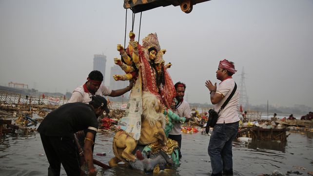 India celebra el Durga Puja, el festival en el que el bien triunfa sobre el mal