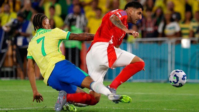 Brasil trituró a Chile y escaló hasta la segunda posición en las Eliminatorias