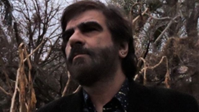 Entre el desenfado y el cuestionamiento