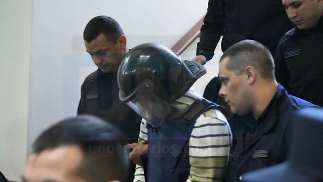Fuego cruzado entre los acusados del femicidio que movilizó al país