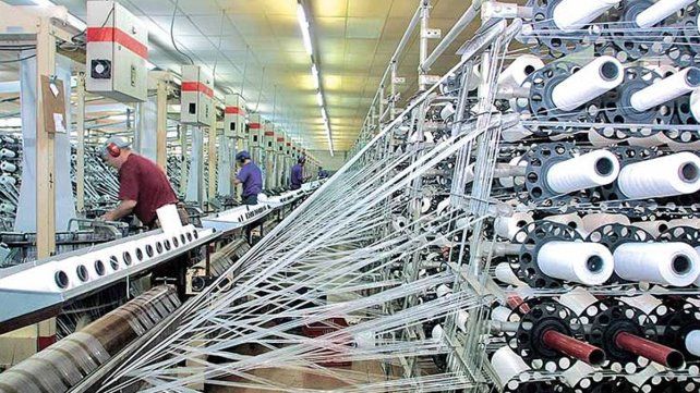 “Festejan la paz cambiaria y la baja del riesgo país a costa de la aniquilación de las PyMEs”