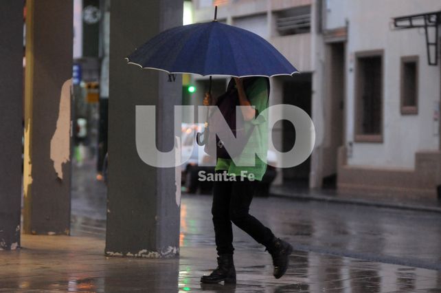 Llegó la lluvia y emitieron un alerta meteorológico por tormentas intensas para Santa Fe