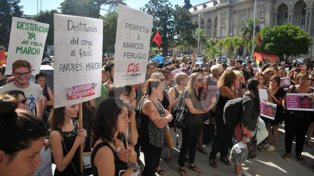Femicidio vinculado: cuando los machos pegan donde más duele