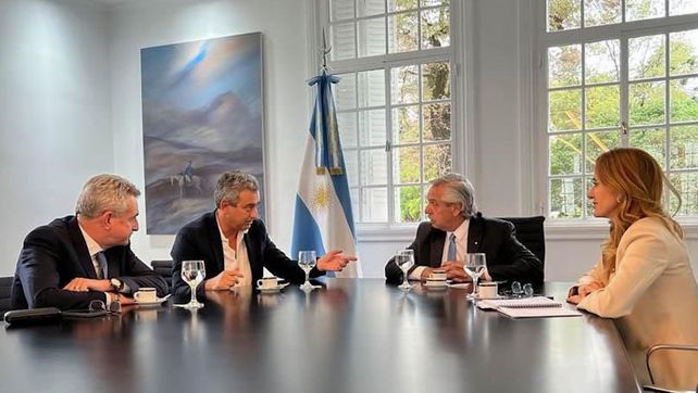 Javkin expuso los problemas de Rosario ante las autoridades nacionales.