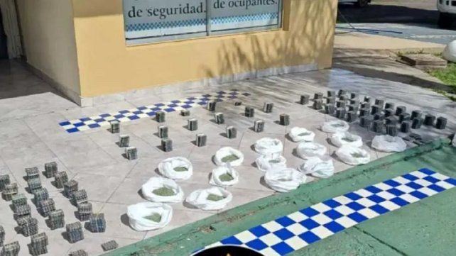 En la ruta 14 secuestraron más de 38.000 pastillas ocultas en un auto que iba de Brasil a Córdoba.&nbsp;