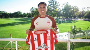 Facundo Farías fue oficializado como refuerzo de Estudiantes.