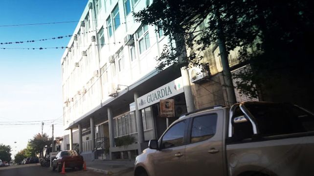 Esta suspensión de servicios deja a miles de afiliados del Iosper en una situación de incertidumbre.