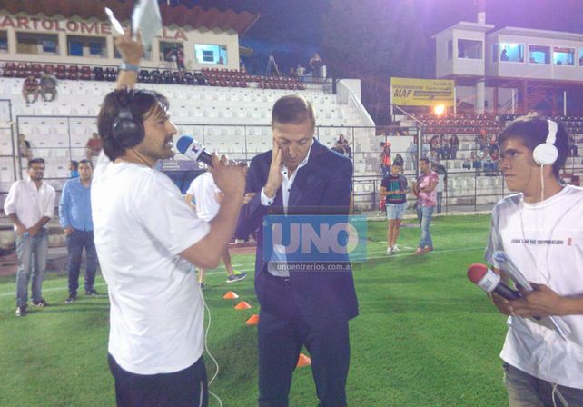 Banderazo de apoyo al #PatrónDelAscenso antes de la semifinal