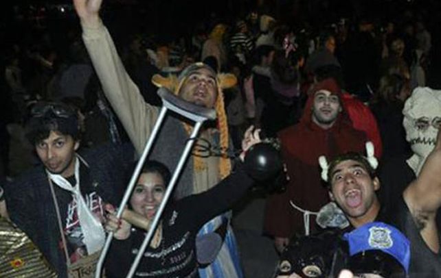 Unas 50 mil personas atestaron la gran fiesta de disfraces