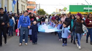 Santo Tomé conmemoró el Día de la Bandera