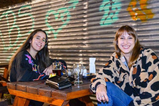 Agustina Badorrey y Noelia Arbe.  