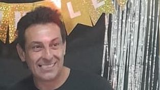 Se trata de Jorge Alberto Barzola&nbsp; (45), quien salió de su casa y no regresó. La búsqueda continúa en la capital entrerriana y zonas aledañas.