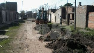 Llegaron las máquinas y empezó el arreglo de las calles en San Lorenzo