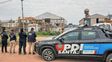 B° Los Hornos: aprehendieron a dos hombres investigados por balear una vivienda y amenazar a sus moradores