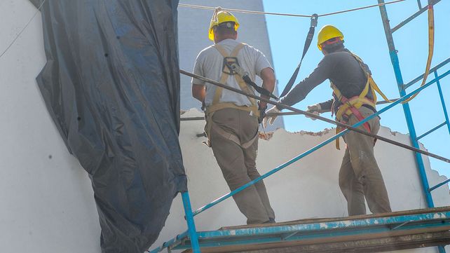 Trabajadores en un viernes de cuarentena / Fotos Juan Manuel Hernández