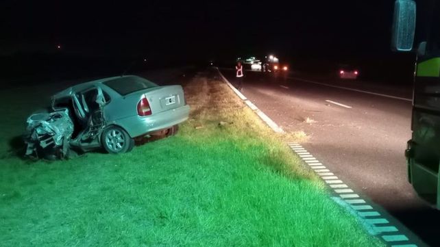 Un hombre murió en un choque en la autopista Santa Fe - Rosario tas cruzarse de carril