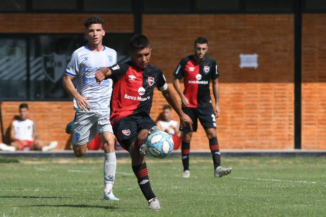 Newells prestará tres juveniles a un equipo de España