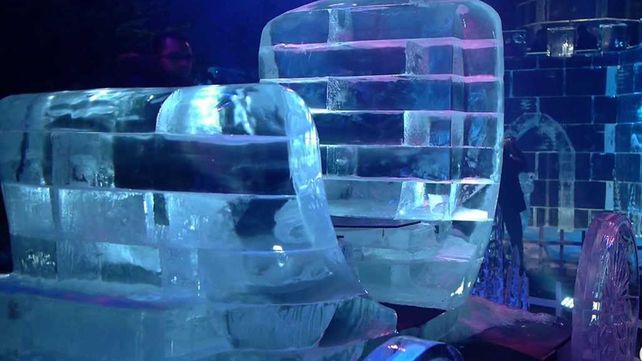 El reino mágico de hielo expone sus esculturas en Londres