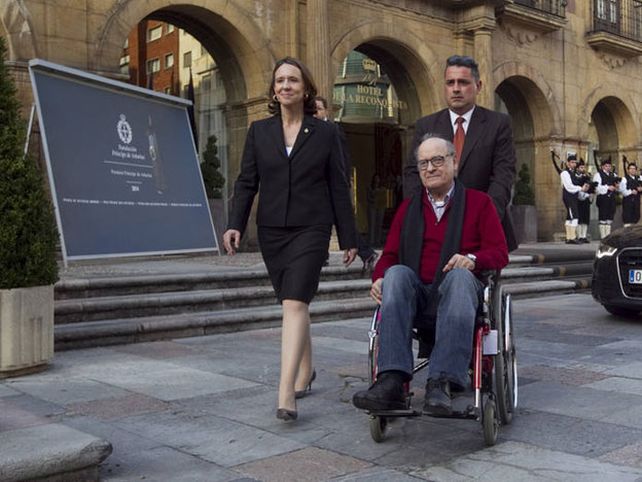 Quino recibió el Príncipe de Asturias
