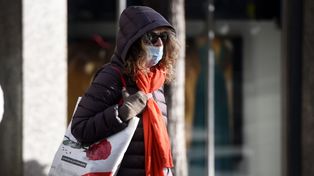 Las lluvias de anoche y la rotación del viento vuelven a traer el frío. Pare este jueves se espera una máxima de 17 grados.&nbsp;