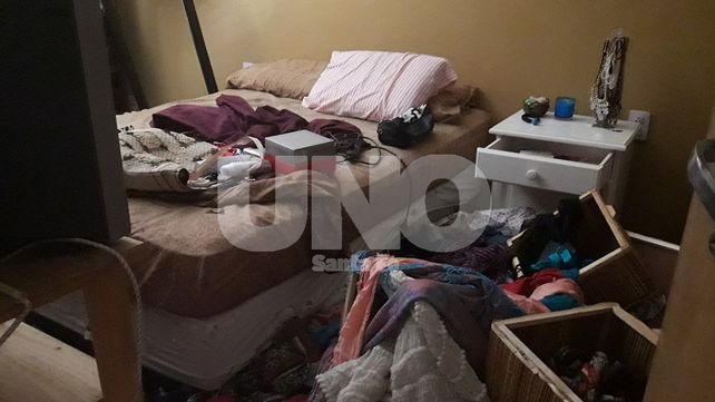 Escuchó ruidos, se levantó de la cama y se encontró cara a cara con un ladrón