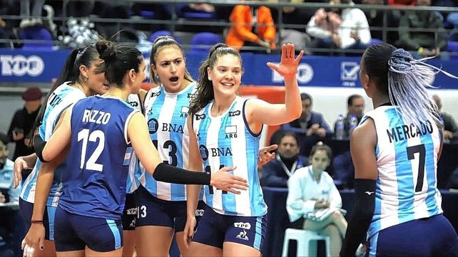 Las Panteras ganaron en su debut en Francia frente a Canadá en el torneo preparatorio para en mundial.