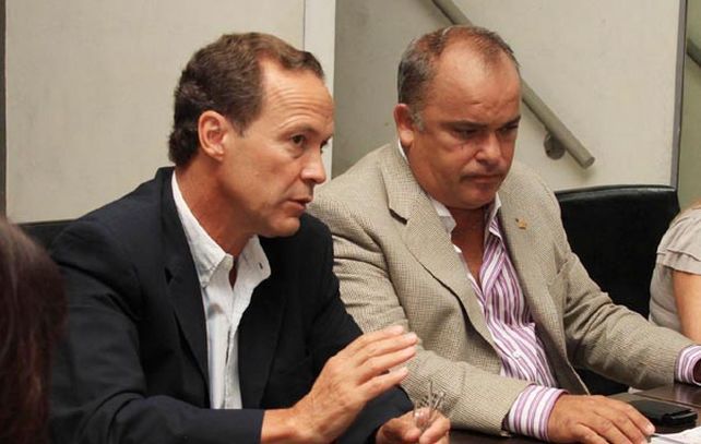Giustiniani abrió la cruzada para que el celular sea servicio público