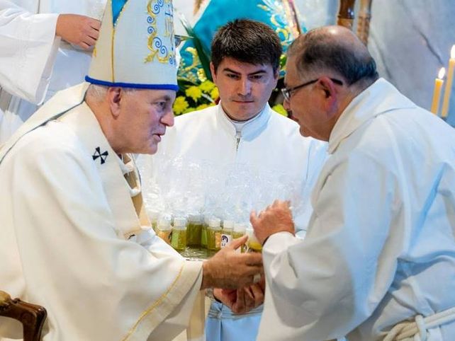 Puiggari recordó las causas por abuso contra la Iglesia durante la misa crismal