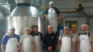 La unión hace la fuerza. Tras la caída de una fábrica en 2016, los empleados crearon una cooperativa y lograron salir a flote.