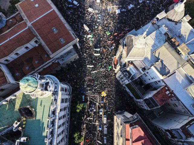 Buenos Aires también tuvo una masiva marcha federal universitaria