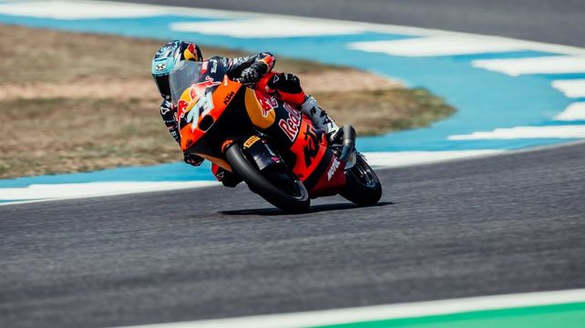 La KTM de valentín Perrone en el asfalto de Tailandia. Empezó el MotoGP