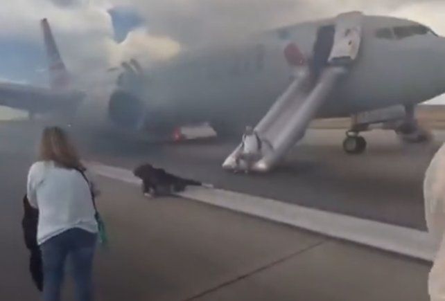 Los pasajeros de un avión en Denver debieron ser evacuado de emergencia