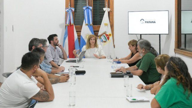 Tras una reunión con sindicatos de trabajadores