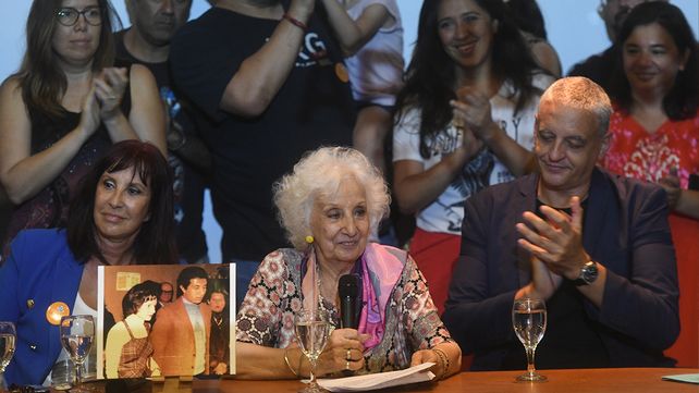 Carlotto: la restitución de identidad de nieto 131 da esperanza de encontrar a los que faltan