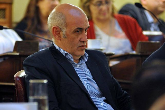 El radical Alejandro Boscarol aportó su proyecto reformista.