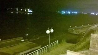 Impresionante video captó el momento exacto del derrumbe del Paseo de la Libertad de San Lorenzo