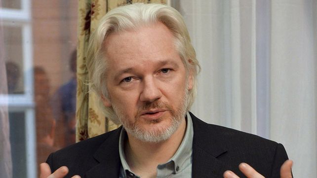 Julián Assange: El voto electrónico es una locura absoluta