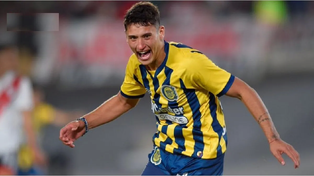 Alejo Veliz siguió todo el segundo tiempo desde el banco de suplentes.&nbsp;