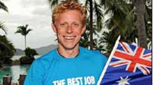 Un brit&aacute;nico se qued&oacute; con el mejor trabajo del mundo: cuidar una isla paradis&iacute;aca